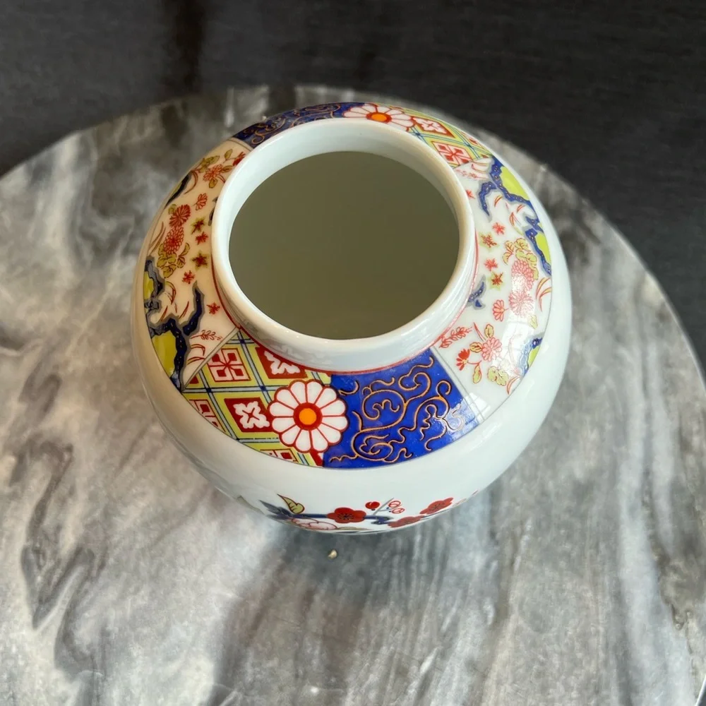 Vintage Japanese Old Imari Porcelain Fancy‎ Flower Bud Vase Or Urn 6